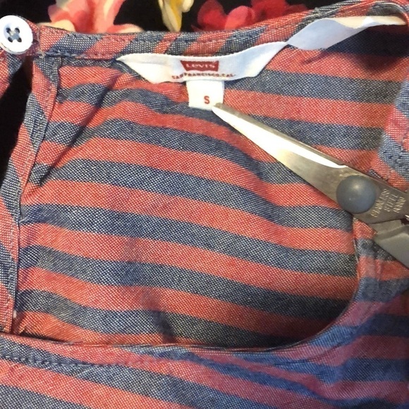 Levi’s Dress Red Blue One Pocket Stripe Fitted Waist S - Picture 6 of 7